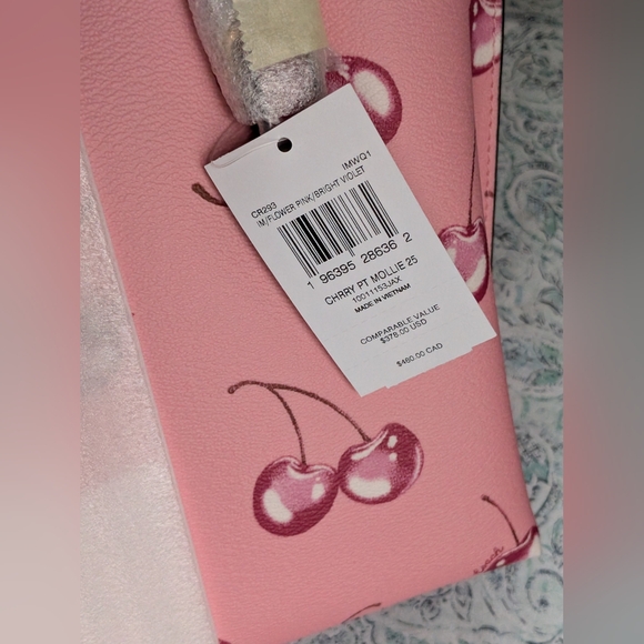 Coach Mollie Cherry 🍒 print handbag and wallet set - Picture 9 of 16